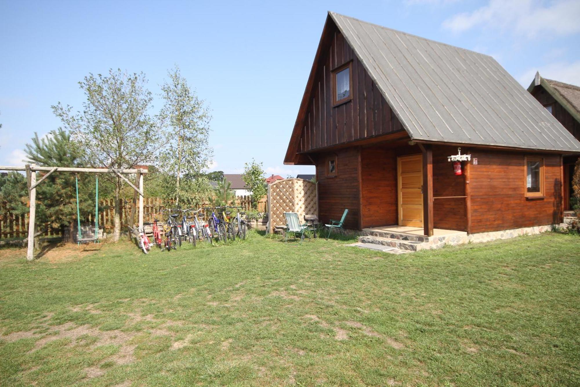 Dworek Leba I Domki Ranczo Itrich Exterior foto