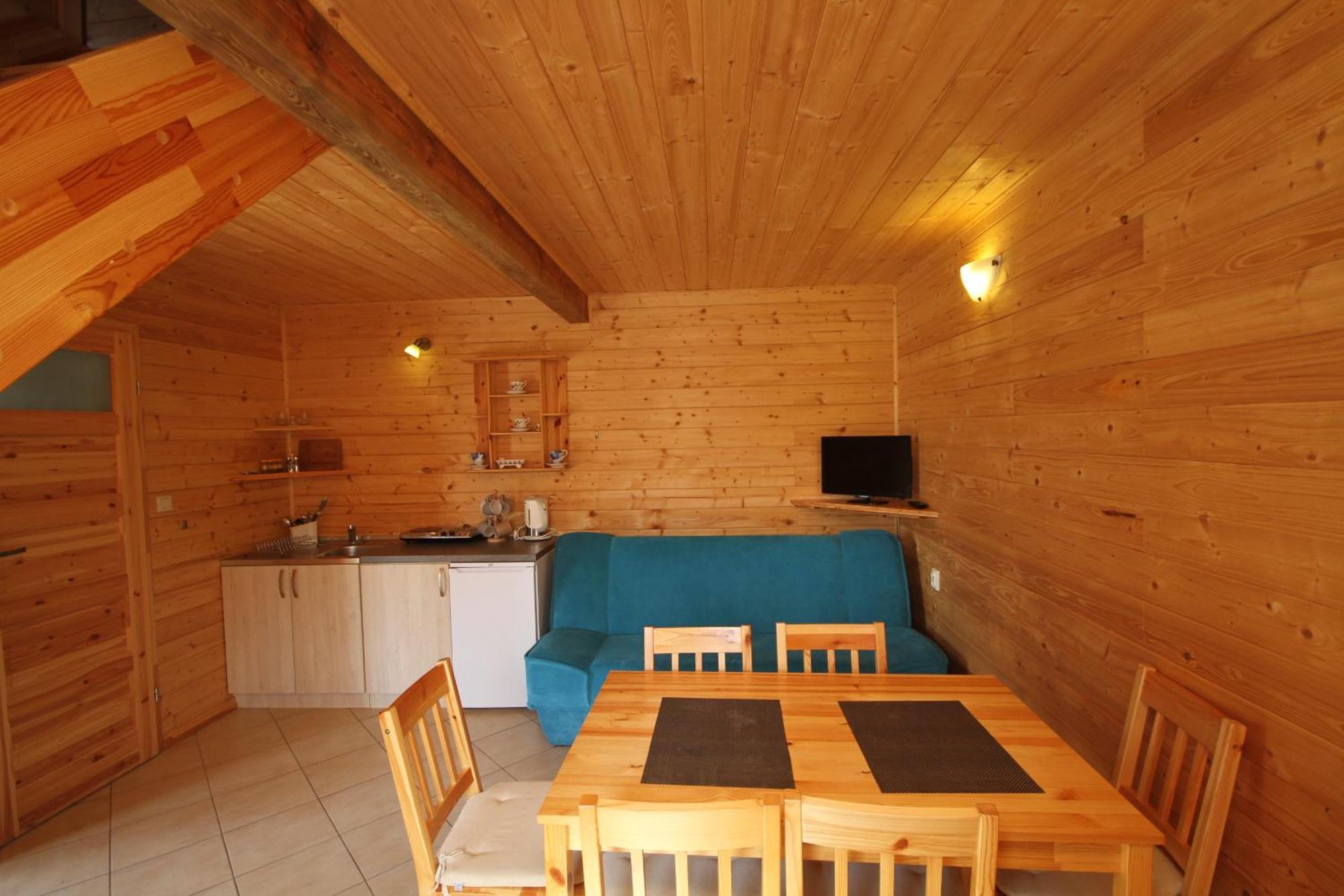 Dworek Leba I Domki Ranczo Itrich Exterior foto